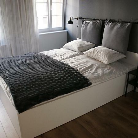 Apartament Na Starowce Торунь Екстер'єр фото